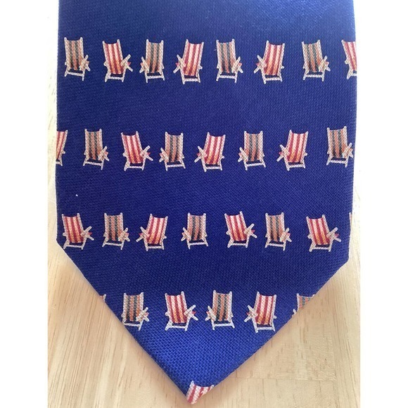 Tommy Bahama Off Island blue Hand Made Silk‎ Beach Lounge Chair 4” tie - Picture 2 of 7